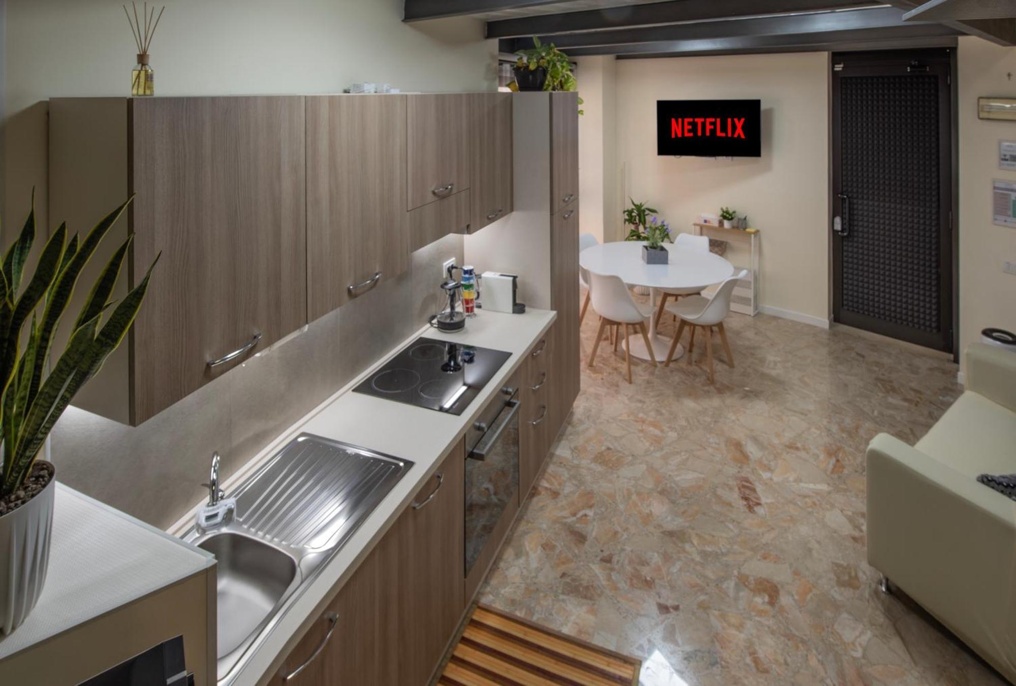 Loft32Pavia, Moderno Appartamento Di 60Mq In Zona Stazione Dış mekan fotoğraf